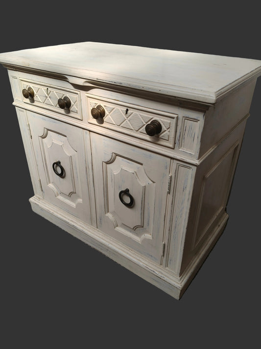 Provincial night stands in antique white