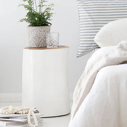 Loga Sttol/Table with natural timber + White rustic finish