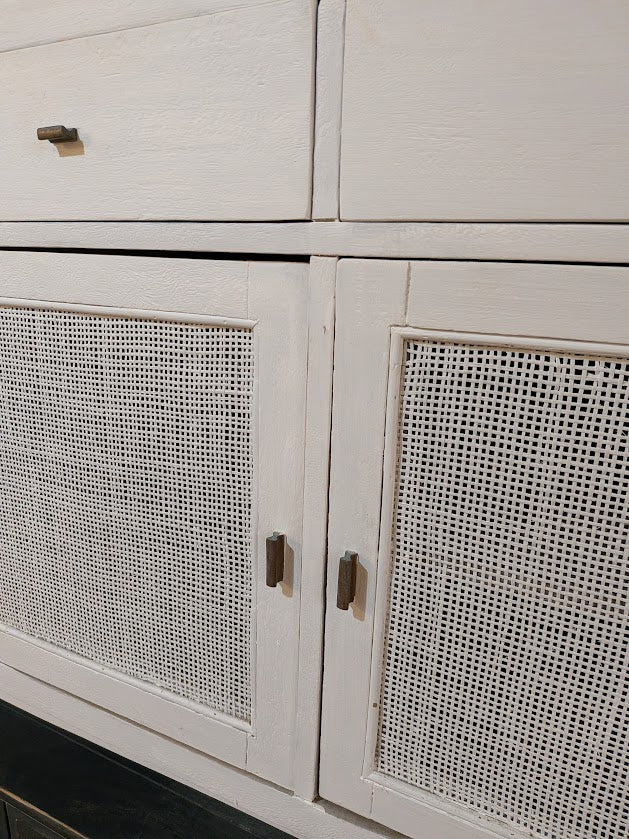Rafia White Wood 3 Door / Drw Sideboard