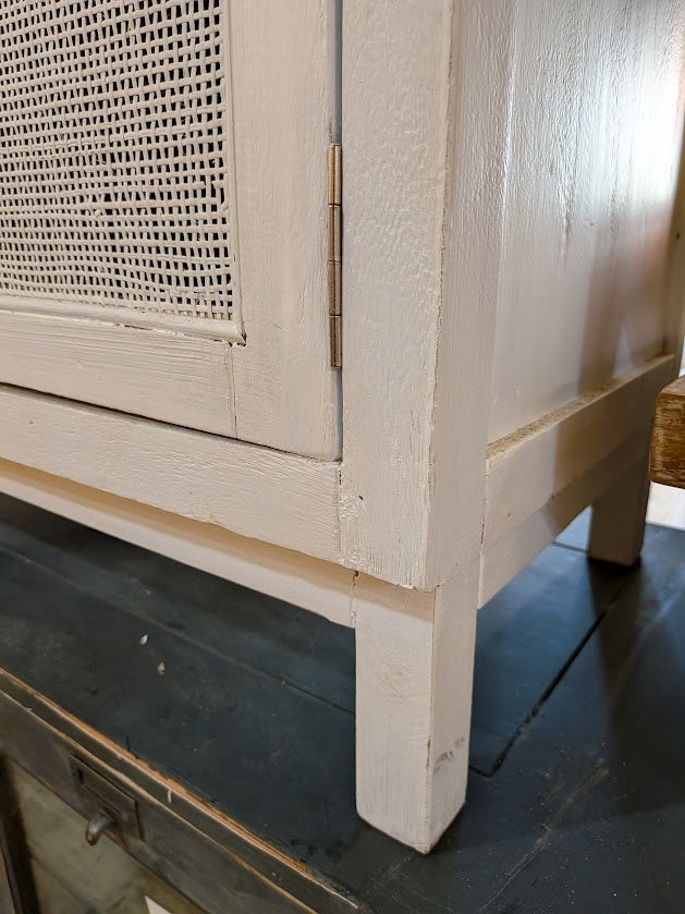 Rafia White Wood 3 Door / Drw Sideboard