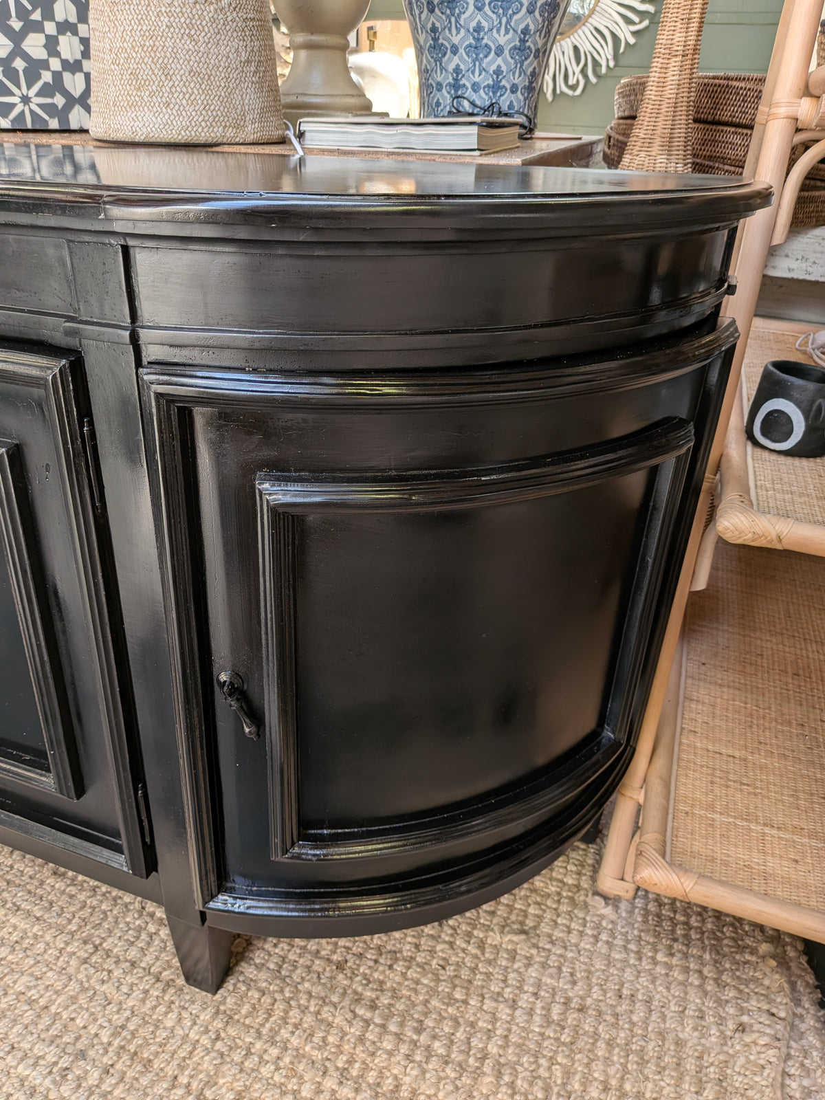 Classic Francia Curved Sideboard - Black 212cm