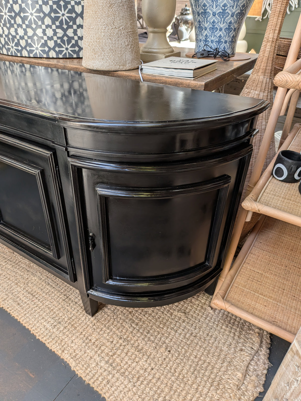 Classic Francia Curved Sideboard - Black 212cm