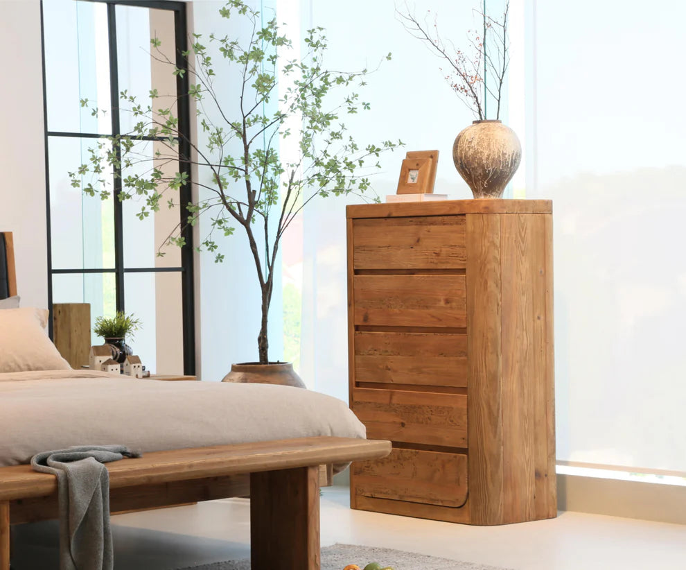 Woodhouse Tallboy - Curve