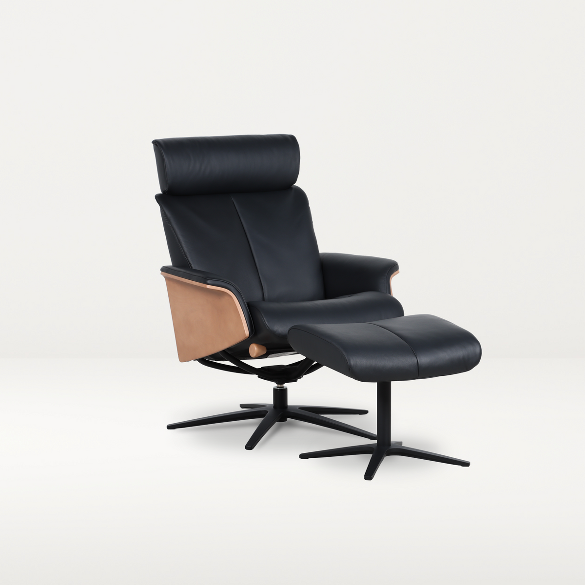 Florence Swivel Recliner by H2 Seating for Y A P A R A