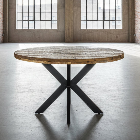 Foundry 1300 round Table