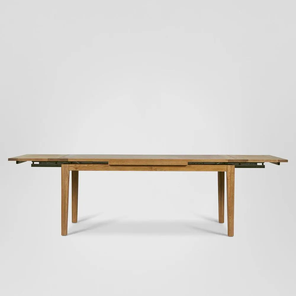 Oakwood Extendable Hamptons Dining Table